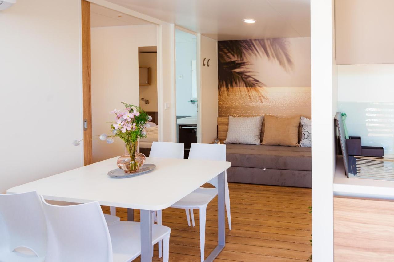 Premium Mobile Homes Istria - Camping Lanterna Porec - Luxury Mobilhome Ngoại thất bức ảnh